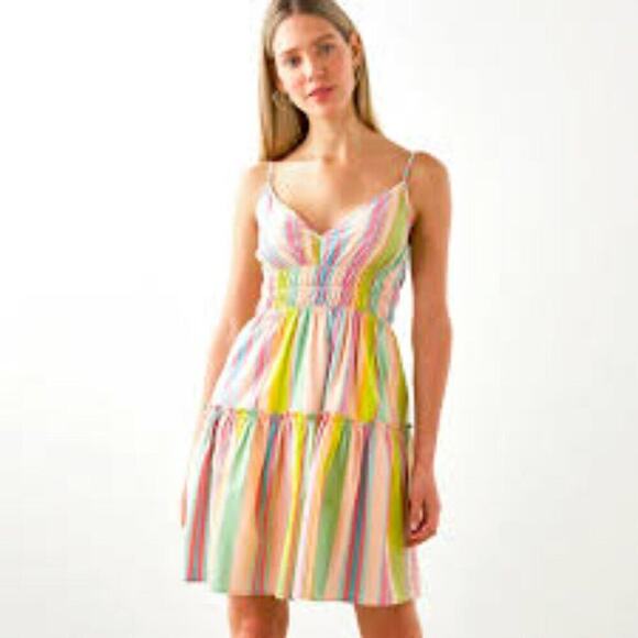 RAILS CARMEN SMOCKED DRESS NEW SIZE MED - Picture 1 of 10